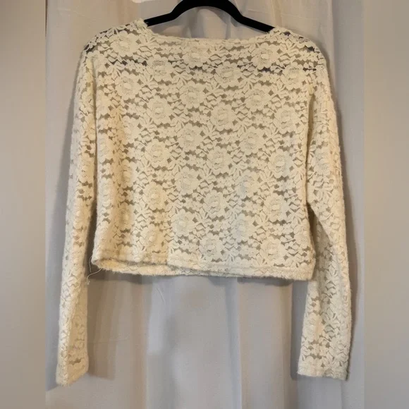 Natural Life Cream Lace Cropped Top – Size S - Picture 7 of 8